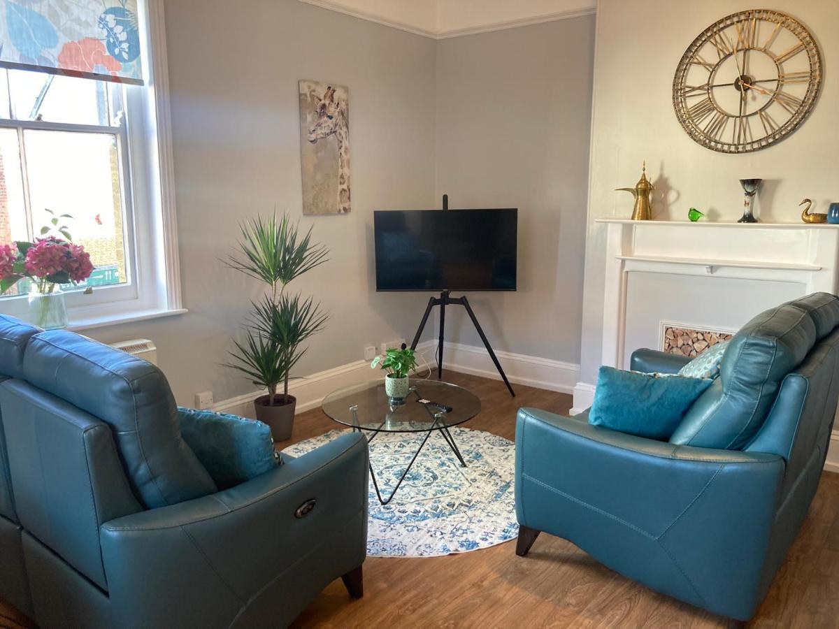 Stylish Flat In Yeovil Somerset Zewnętrze zdjęcie